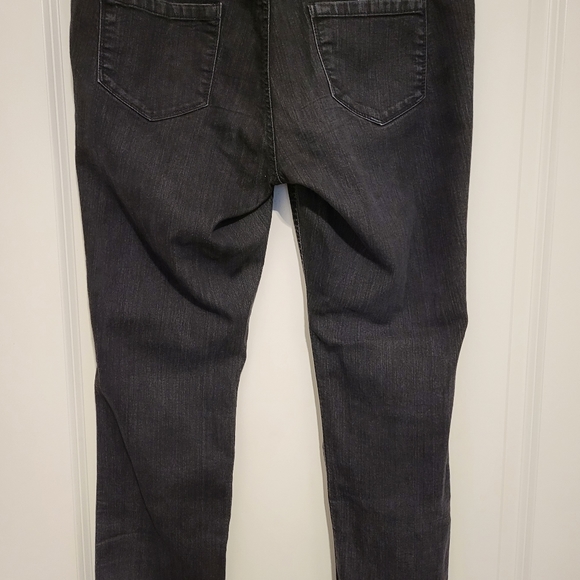 GLORIA VANDERBILT Black Jeans/Jeggings Size 12 34 X 29 NWOT Womens - Picture 9 of 10